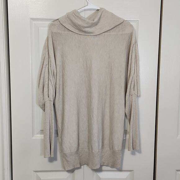 DKNYC Women's Beige Cowl Neck Long Tunic Sweater Size SM Zippers Viscose Neutral - Picture 2 of 10